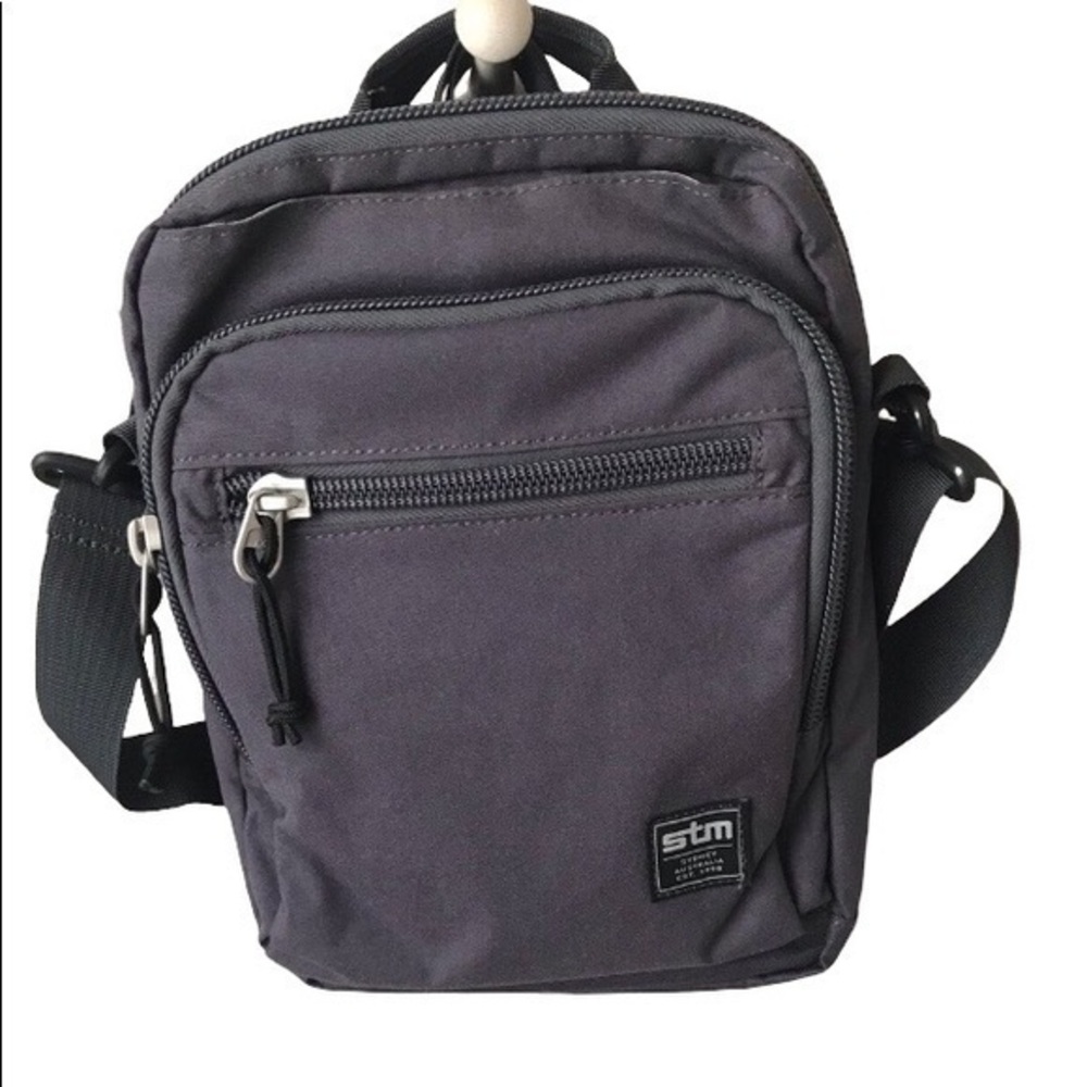STM IPAD BAG